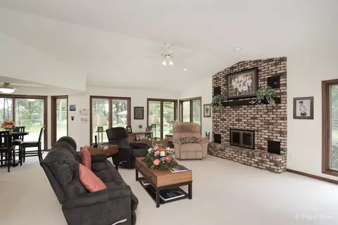 Living - 7405 Maxon Rd, Harvard, IL 60033 photo 1 of 2
