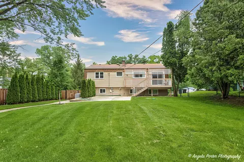 Exterior - 1119 Rolling Lane Rd, Johnsburg, IL 60051 photo 10 of 11
