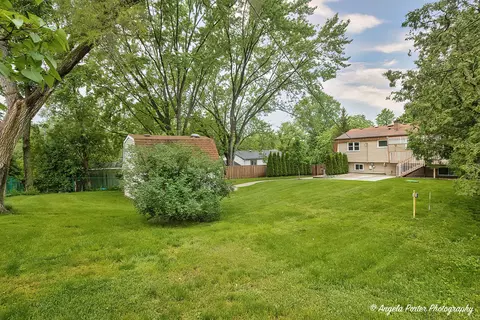 Exterior - 1119 Rolling Lane Rd, Johnsburg, IL 60051 photo 9 of 11