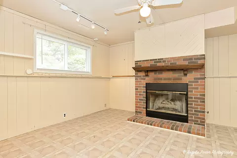 Living - 1119 Rolling Lane Rd, Johnsburg, IL 60051 photo 6 of 6