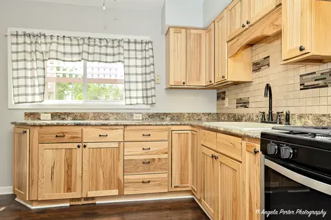 Kitchen - 1119 Rolling Lane Rd, Johnsburg, IL 60051 photo 3 of 3
