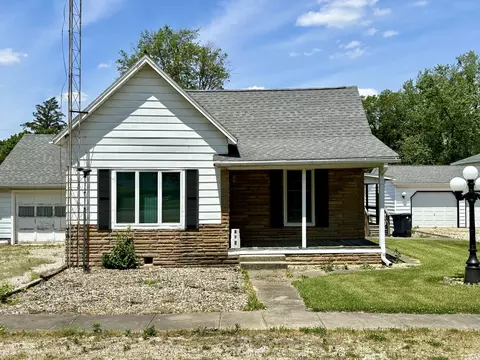 305 Elm St, Allerton, IL 61810