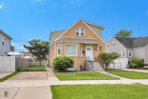 Exterior - 7229 W 57th Pl, Summit, IL 60501 photo 2 of 5
