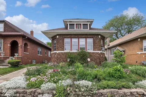 12642 Highland Ave, Blue Island, IL 60406