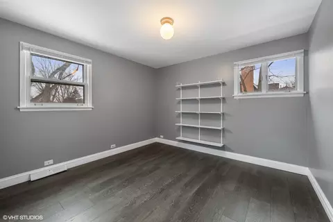Bedroom - 643 Robin Ln, Glencoe, IL 60022 photo 1 of 4