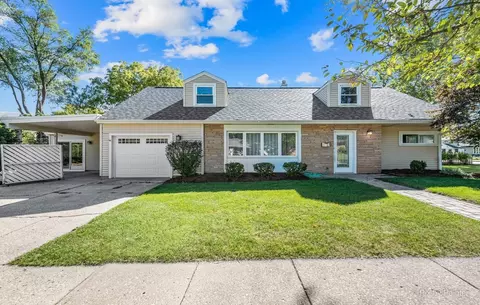 1304 E Illinois St, Wheaton, IL 60187