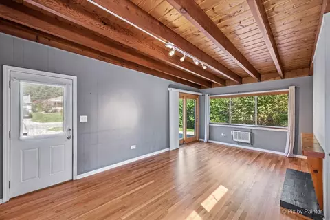 Living - 1304 E Illinois St, Wheaton, IL 60187 photo 7 of 7