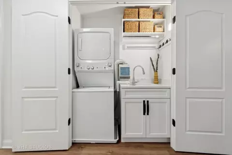 200 E Delaware Pl #9F, Chicago, IL 60611 photo 37