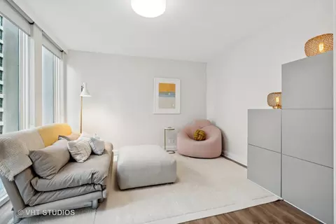 200 E Delaware Pl #9F, Chicago, IL 60611 photo 32