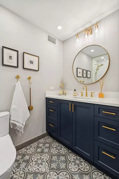 200 E Delaware Pl #9F, Chicago, IL 60611 photo 35