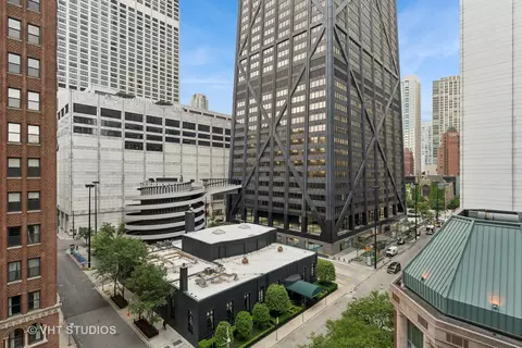 200 E Delaware Pl #9F, Chicago, IL 60611 photo 39