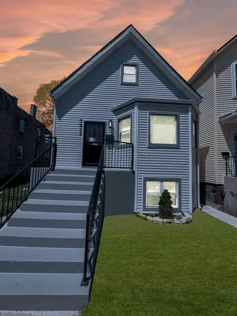 3032 E 79th Pl, Chicago, IL 60617