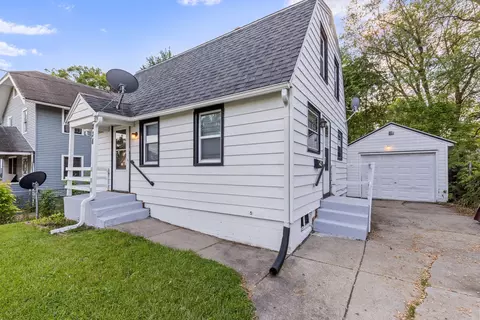 238 N Central Ave, Rockford, IL 61101