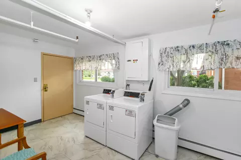 Undisclosed, Des Plaines, IL 60016 photo 22