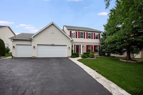 835 Spring Creek Cir, Naperville, IL 60565