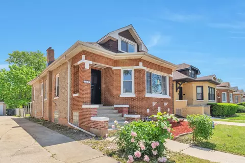 923 S 22nd Ave, Bellwood, IL 60104