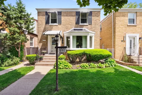 10107 S Saint Lawrence Ave, Chicago, IL 60628