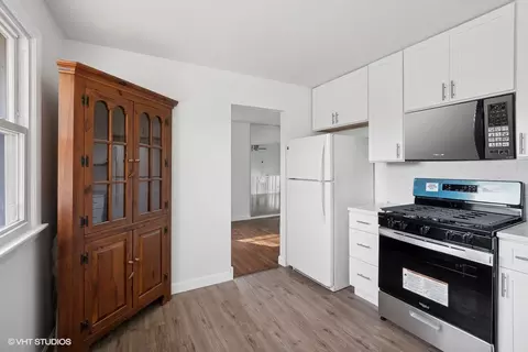 Kitchen - 17016 Pine Ct, Hazel Crest, IL 60429 photo 1 of 4
