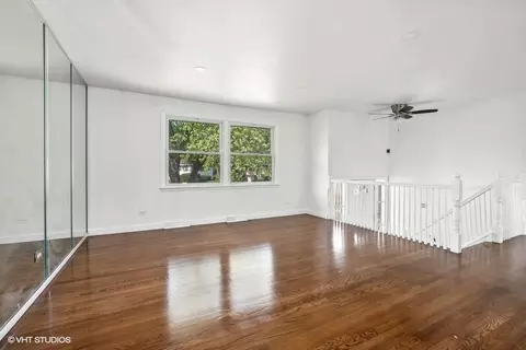 Living - 17016 Pine Ct, Hazel Crest, IL 60429 photo 1 of 2