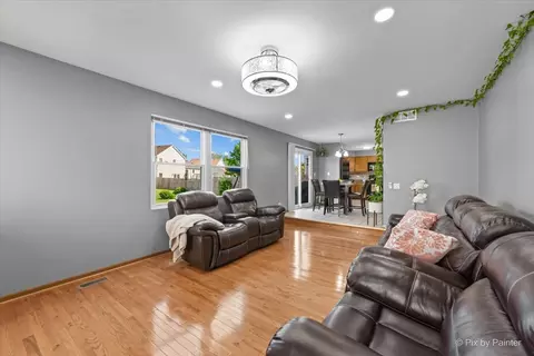 Other - 963 Longford Rd, Bartlett, IL 60103 photo 3 of 8