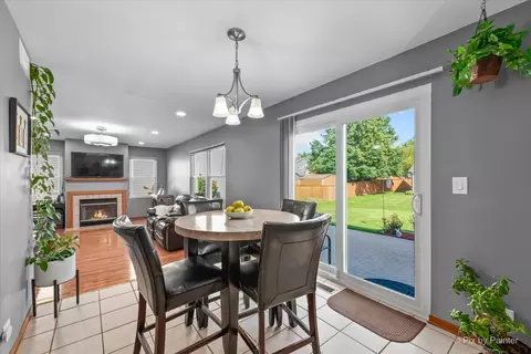 Dining - 963 Longford Rd, Bartlett, IL 60103 photo 3 of 3