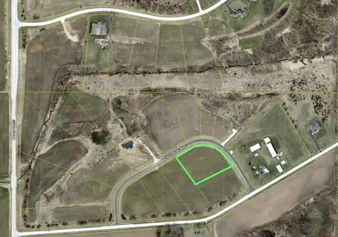20301 Halverson Dr, Marengo, IL 60152