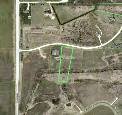 9106 S Hill Rd, Marengo, IL 60152