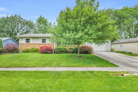 505 N 5th St, Saint Joseph, IL 61873