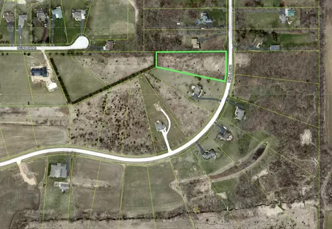 8809 S Hill Rd, Marengo, IL 60152