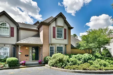 262 W Eggleston Ave #262-A, Elmhurst, IL 60126