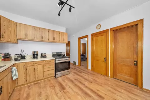 4019 Vernon Ave, Brookfield, IL 60513 photo 13