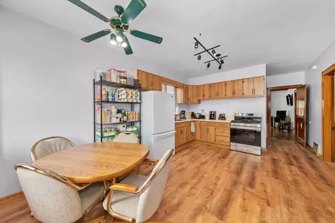 4019 Vernon Ave, Brookfield, IL 60513 photo 9