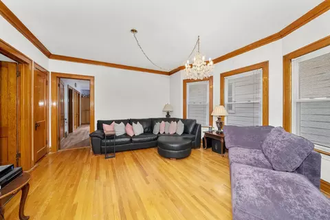 4019 Vernon Ave, Brookfield, IL 60513 photo 2