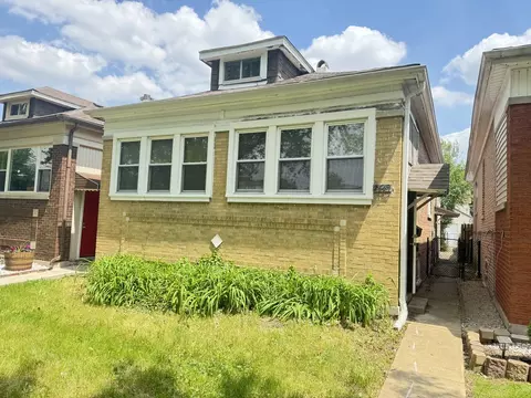 2549 N Mont Clare Ave, Chicago, IL 60707