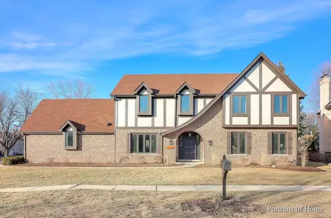 1791 Rose Ct, Wheaton, IL 60189
