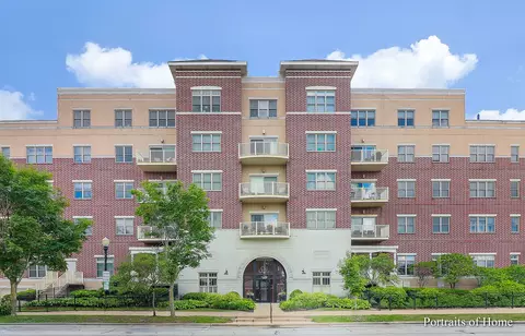 965 Rogers St #406, Downers Grove, IL 60515