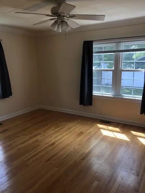 Bedroom - 314 S Hale St, Wheaton, IL 60187 photo 1 of 5