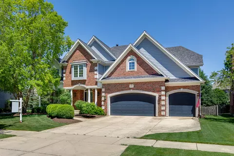 3976 Bluejay Ln, Naperville, IL 60564