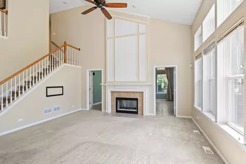 Living - 460 Brookside Ave, Algonquin, IL 60102 photo 5 of 10