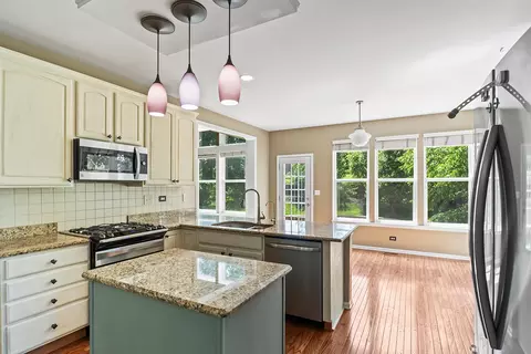 Kitchen - 460 Brookside Ave, Algonquin, IL 60102 photo 1 of 4