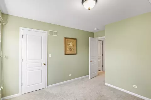 Bedroom - 460 Brookside Ave, Algonquin, IL 60102 photo 5 of 10