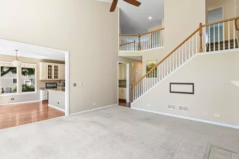 Living - 460 Brookside Ave, Algonquin, IL 60102 photo 7 of 10