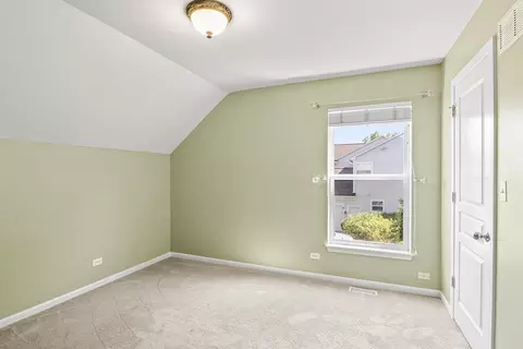 Bedroom - 460 Brookside Ave, Algonquin, IL 60102 photo 4 of 10