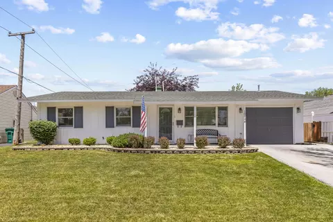 10148 Hibiscus Dr, Orland Park, IL 60462