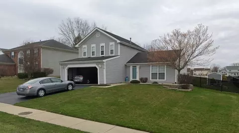 878 Waco Dr, Carol Stream, IL 60188