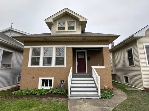 3640 Elmwood Ave, Berwyn, IL 60402
