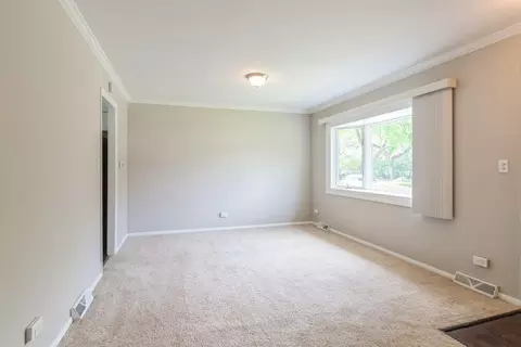 833 North Ave, Des Plaines, IL 60016 photo 3