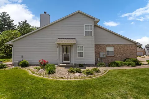 1023 Pheasant Cir, Savoy, IL 61874