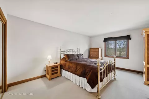Bedroom - 9011 Enclave Dr, Burr Ridge, IL 60527 photo 5 of 5