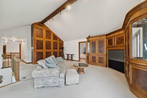 Living - 9011 Enclave Dr, Burr Ridge, IL 60527 photo 7 of 9